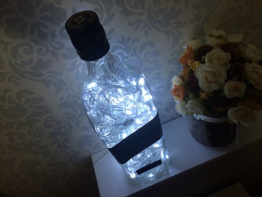 garrafa decorada com led dentro
